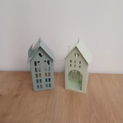 Mécsestartó MÉCSESTARTÓ FÉM HÁZ ZÖLD 15CM