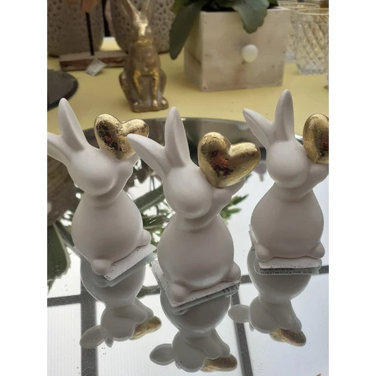 PORCELÁN FEHÉR NYÚL ARANY SZÍVVEL 10 CM /8567