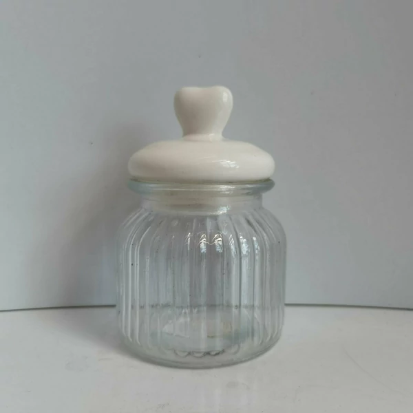 Üveg fűszertartó KERÁMIA FEDÉLLEL FEHÉR 18×11CM    